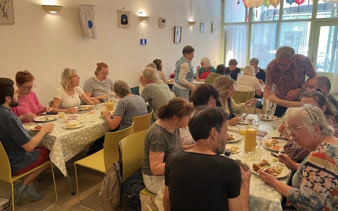 Bring Your Own-jubileumlunch met Stadswandeling